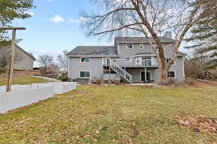 12272 W Morgan Oak Dr, Greenfield, WI 53228 - Photo 69