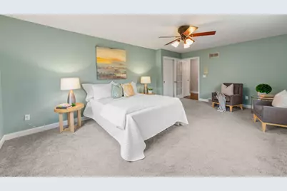 12272 W Morgan Oak Dr, Greenfield, WI 53228 - Photo 25