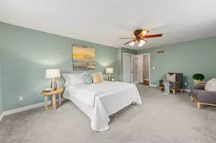 12272 W Morgan Oak Dr, Greenfield, WI 53228 - Photo 25