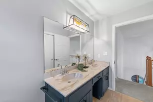 12272 W Morgan Oak Dr, Greenfield, WI 53228 - Photo 51