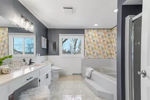 12272 W Morgan Oak Dr, Greenfield, WI 53228 - Photo 39