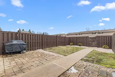 W163N11527  Windsor Ct #3, Germantown, WI 53022 - Photo 17