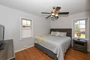 508 N 112th St, Wauwatosa, WI 53226 - Photo 11