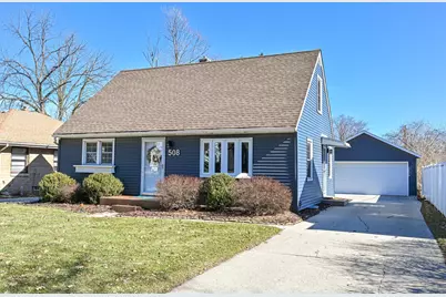 508 N 112th St, Wauwatosa, WI 53226 - Photo 1