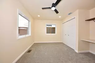 8105 W Townsend St, Milwaukee, WI 53222 - Photo 25