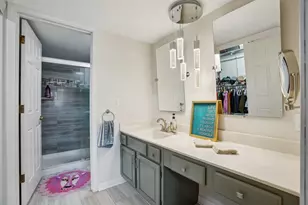 6565 N Green Bay Ave, Glendale, WI 53209 - Photo 11