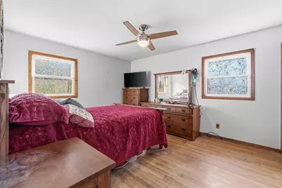 2213  Parkfield Dr, West Bend, WI 53090 - Photo 11