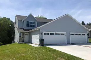 2105 Daisy Dr, West Bend, WI 53090 - Photo 1