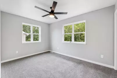 2105  Daisy Dr, West Bend, WI 53090 - Photo 29