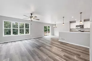 2105 Daisy Dr, West Bend, WI 53090 - Photo 19