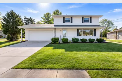 564 E Rhine St, Elkhart Lake, WI 53020 - Photo 1