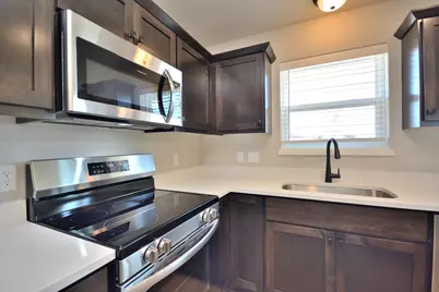 W197N5350  Lodgepole Ct, Menomonee Falls, WI 53051 - Photo 9