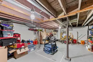 2555 N Pierce St, Milwaukee, WI 53212 - Photo 39