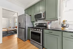 2555 N Pierce St, Milwaukee, WI 53212 - Photo 17