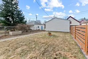 2555 N Pierce St, Milwaukee, WI 53212 - Photo 45