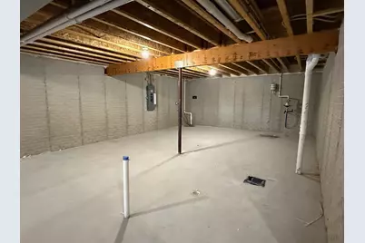 N162W21870  Poppy Rd, Jackson, WI 53037 - Photo 11