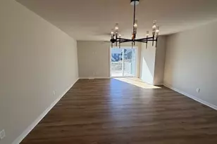 N162W21835 Poppy Rd, Jackson, WI 53037 - Photo 7