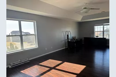 3839  Blossom Dr, Racine, WI 53406 - Photo 9