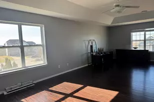 3839 Blossom Dr, Racine, WI 53406 - Photo 9