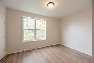 1203 Woodbury Common, Waukesha, WI 53189 - Photo 9