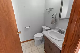 1015 Hillside Dr, Kewaskum, WI 53040 - Photo 19