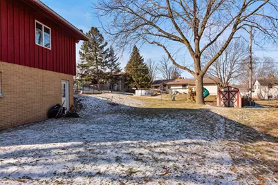 1015  Hillside Dr, Kewaskum, WI 53040 - Photo 27