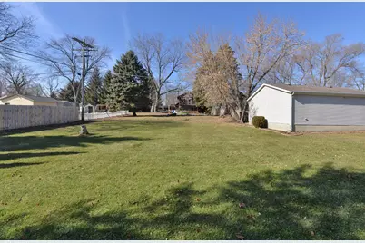 2613  Indian Trl, Racine, WI 53402 - Photo 29