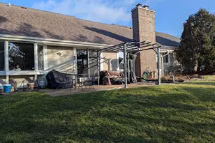 3131 Madison St, Waukesha, WI 53188 - Photo 69