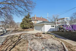 4836 W Wells St, Milwaukee, WI 53208 - Photo 39