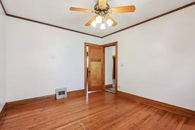 4836 W Wells St, Milwaukee, WI 53208 - Photo 17