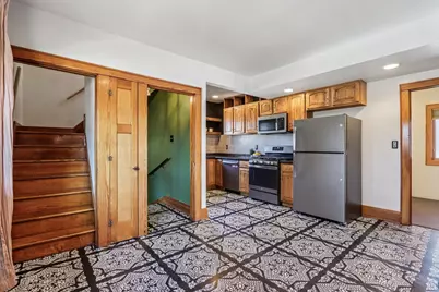 4836 W Wells St, Milwaukee, WI 53208 - Photo 13