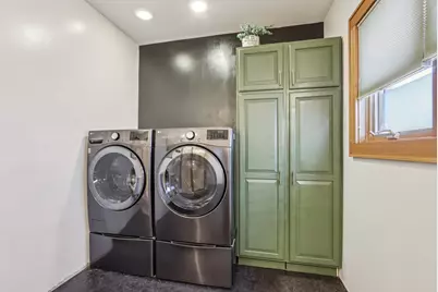 4836 W Wells St, Milwaukee, WI 53208 - Photo 21