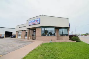 530 Lang Dr, La Crosse, WI 54603 - Photo 1