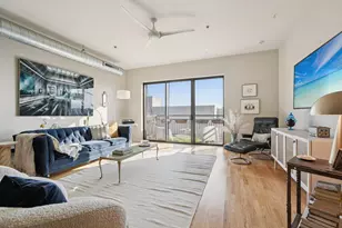 1924 N Hubbard St, Milwaukee, WI 53212 - Photo 5