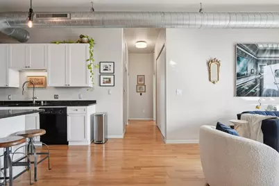 1924 N Hubbard St #417, Milwaukee, WI 53212 - Photo 15