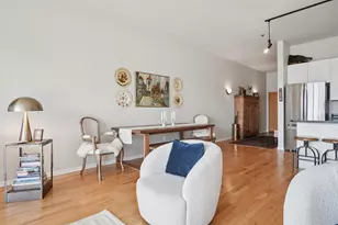 1924 N Hubbard St, Milwaukee, WI 53212 - Photo 11