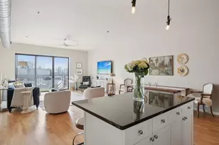 1924 N Hubbard St, Milwaukee, WI 53212 - Photo 17