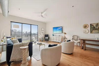 1924 N Hubbard St #417, Milwaukee, WI 53212 - Photo 7