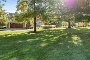 1180 Savannah Ct, Geneva, WI 53147 - Photo 133