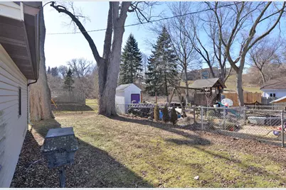 2211  Rupert Blvd, Racine, WI 53405 - Photo 5