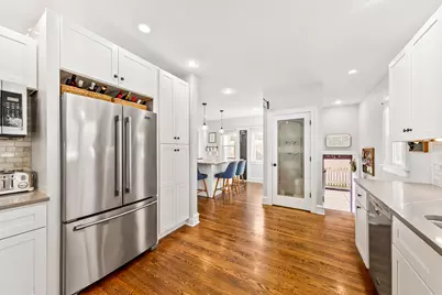 1921  Underwood Ave, Wauwatosa, WI 53213 - Photo 17