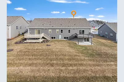 241  Silver Fox Dr, Kewaskum, WI 53040 - Photo 31