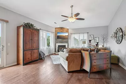 N51W34861  Wisconsin Ave #3110, Oconomowoc, WI 53069 - Photo 13