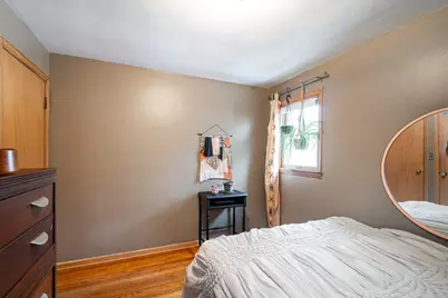 4481 S Taylor Ave, Milwaukee, WI 53207 - Photo 15