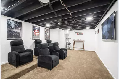 2020  Menomonee River Pkwy, Wauwatosa, WI 53226 - Photo 27