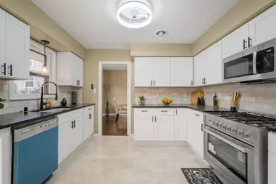 2020  Menomonee River Pkwy, Wauwatosa, WI 53226 - Photo 13