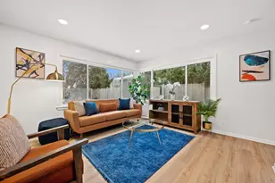 7216 N Mohawk Ave, Glendale, WI 53217 - Photo 11