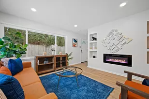 7216 N Mohawk Ave, Glendale, WI 53217 - Photo 13