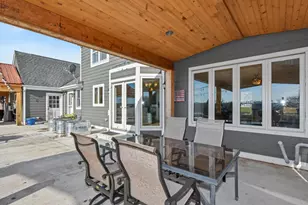 S21W27865 Kame Terrace, Waukesha, WI 53188 - Photo 19