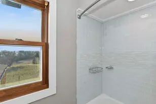 S21W27865 Kame Terrace, Waukesha, WI 53188 - Photo 31